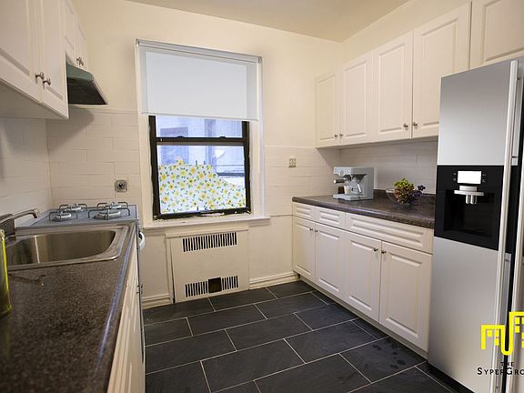 5th image of 2300 Kings Hwy APT 3F