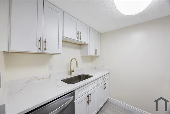 1 bed, $1,795 — Photo 2