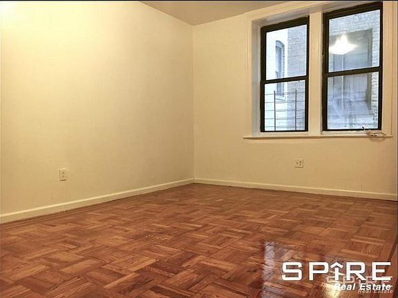 3rd image of 4044 Carpenter Ave APT 2A