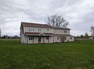 913 N End Rd W, North Hero, VT 05474