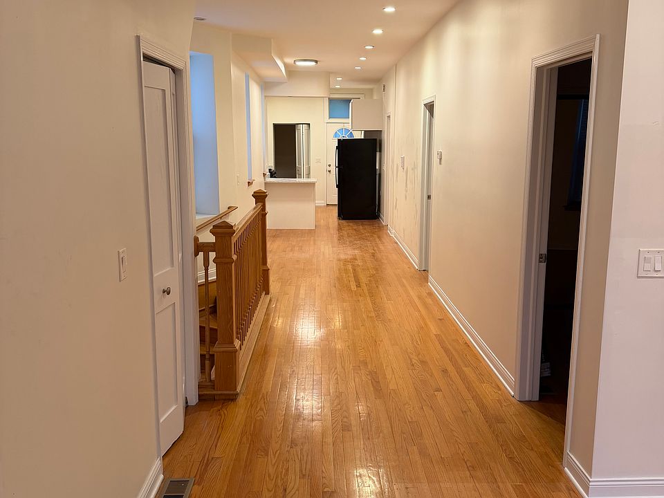 1st image of 6406 S Ingleside Ave APT 1