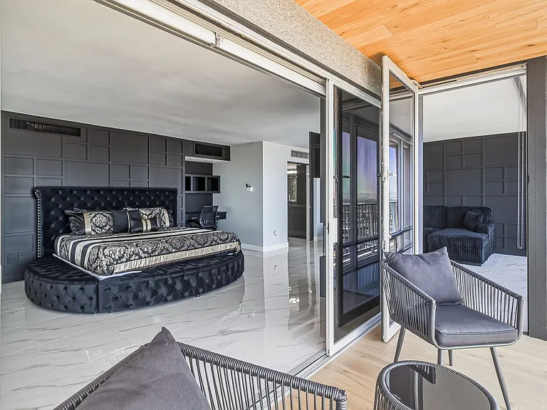 3111 Bel Air Dr #28H — Photo 14