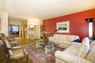 1st image of 160 E 65th St APT 4D