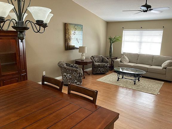 4th image of 1645 Caledonia Dr