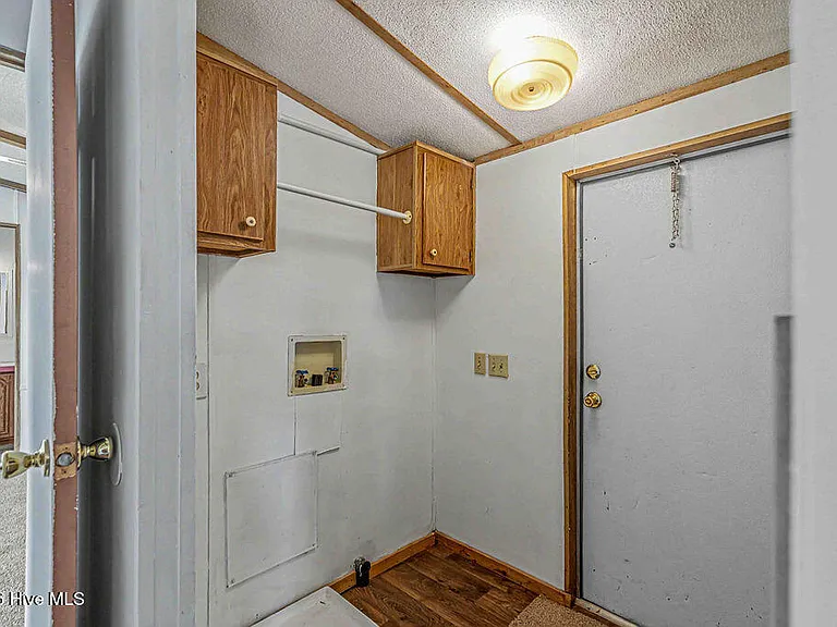 118 Jen & Jess Ln — Photo 14