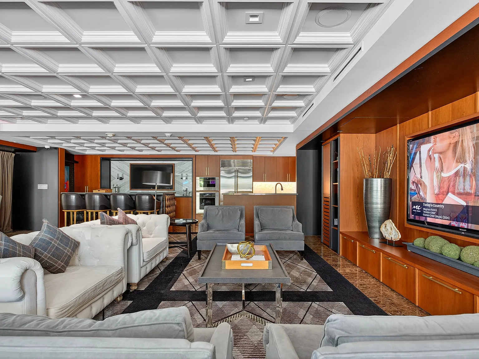 1 bed, $4,600 — Photo 2