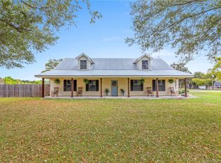 821 W Dave Dugas Rd, Sulphur, LA 70665