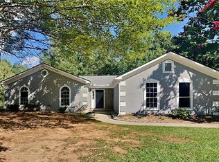 1398 Bentley Woods Trl, Lithonia, GA 30058