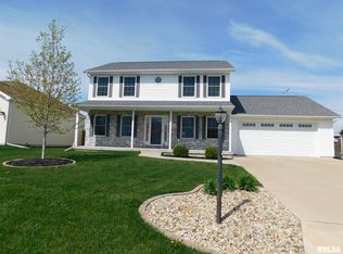 108 Gillman Ave, Washington, IL 61571