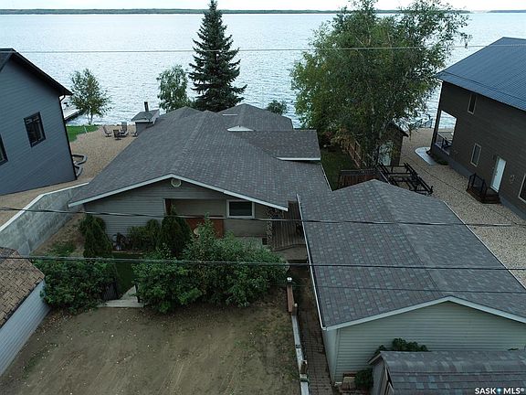 2nd image of 1118 Birch AVENUE