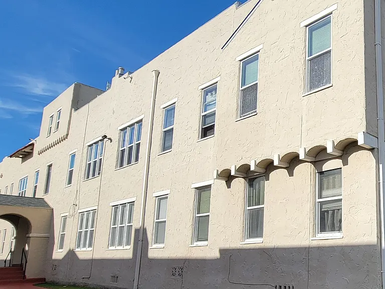 The Palms on Seminary — Photo 46