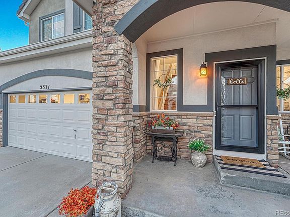 2nd image of 2371 Broadleaf Loop