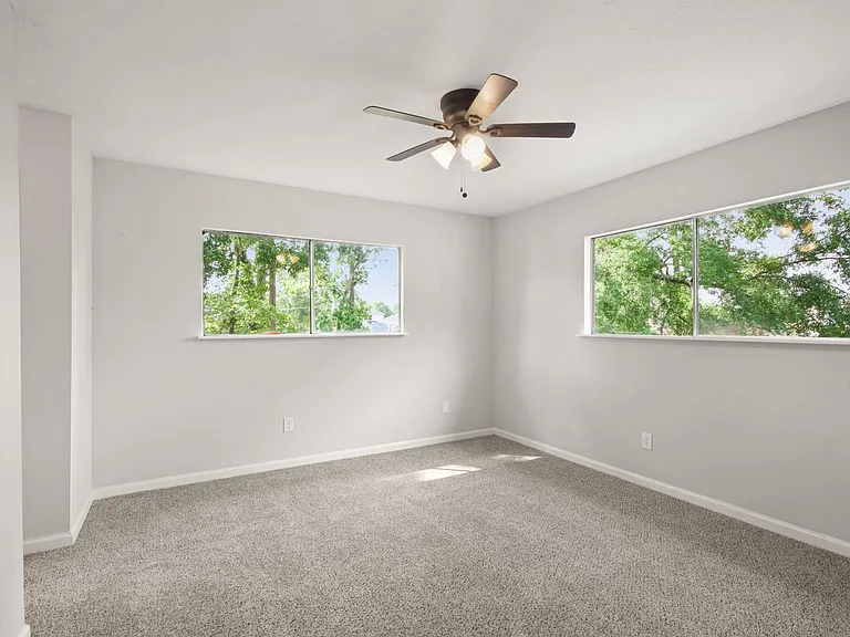 19511 Pine Echo Dr — Photo 11