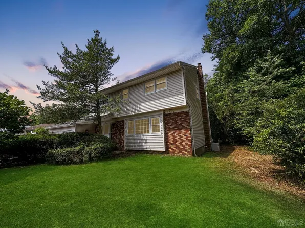 11 Green Hills Rd, East Brunswick, NJ 08816