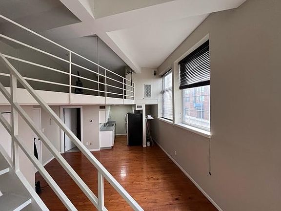 2nd image of 444 S Front St #205