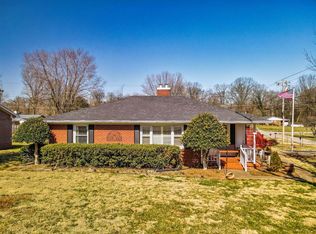 1000 Meadow Ln, Russellville, KY 42276