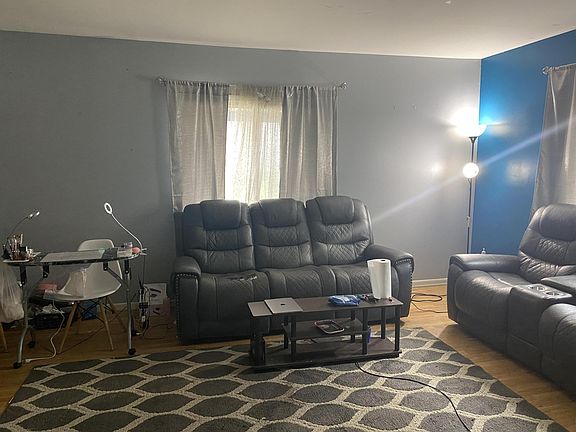 4th image of 543 Umatilla St SE