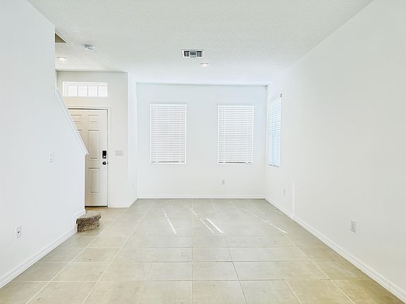 3rd image of 6236 Fairmont Ln
