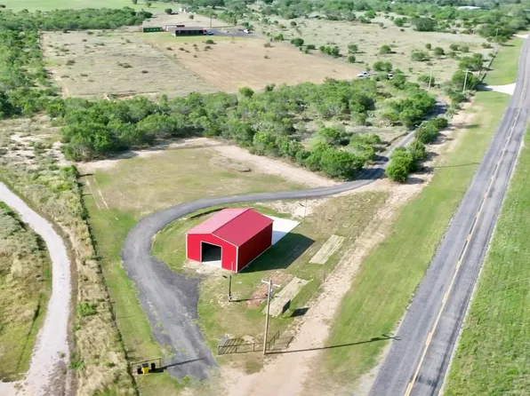 14951 N Interstate Highway 35, Moore, TX 78057