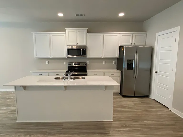 540 Ridgeview Cir — Photo 26