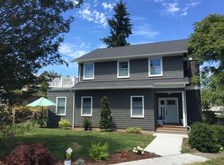 8213 23rd Ave NE, Seattle, WA 98115