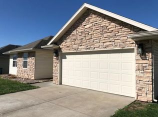 3723 S Christine Ave, Springfield, MO 65804