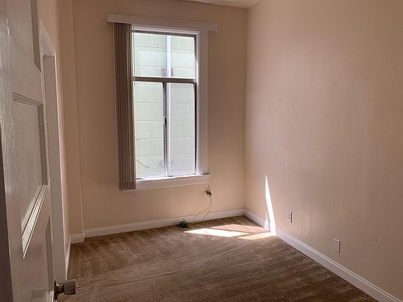 5th image of 1422 Powell St APT 5