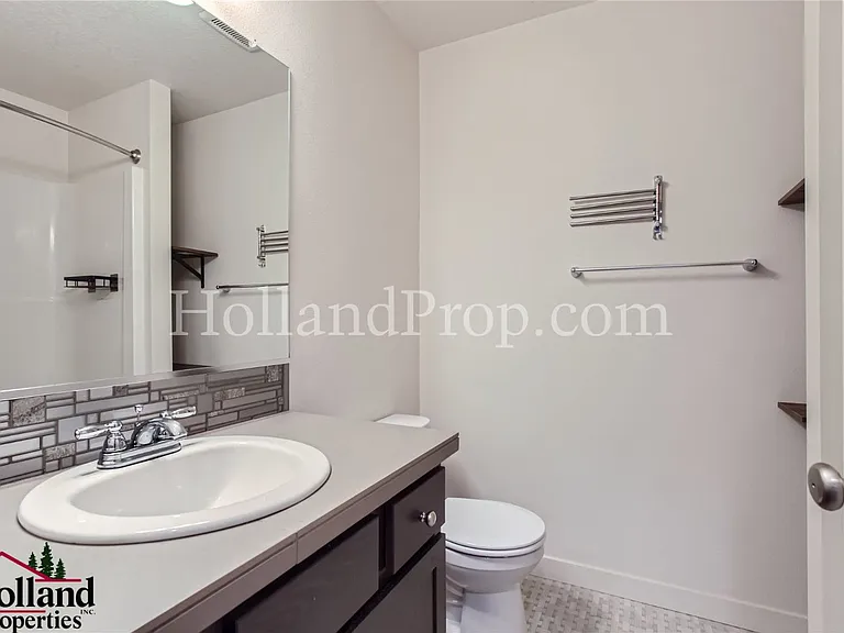 3794 SW Ekin Ter — Photo 10