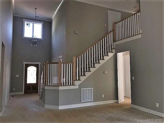 3rd image of 149 Orchard Farm Ln #10