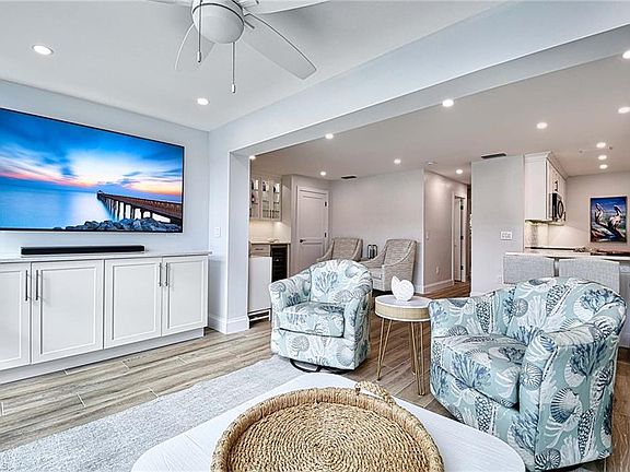 5th image of 2100 Gulf Shore BLVD N #107