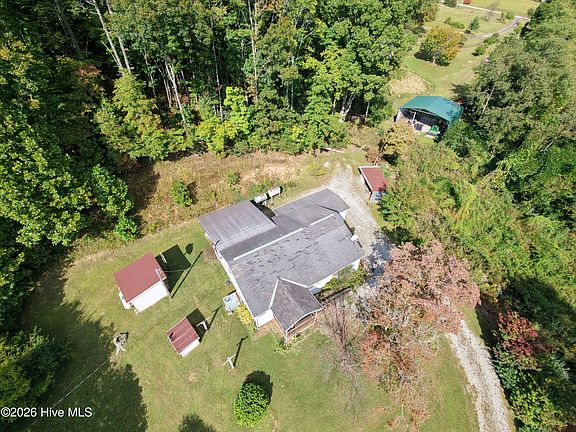2nd image of 131 Patterson Lane