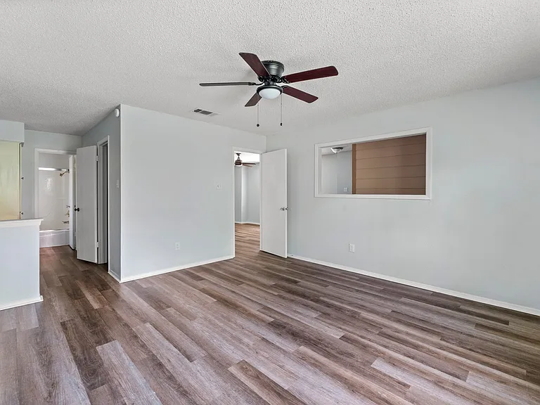 11809 Eubank Dr — Photo 17