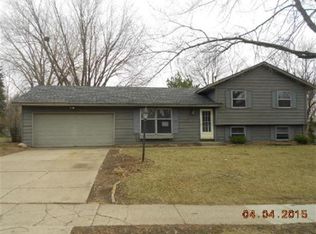 14250 Genesee Ave, Apple Valley, MN 55124