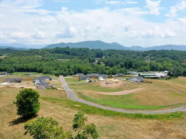 1478 Grandeur Ave, Parrottsville, TN 37843