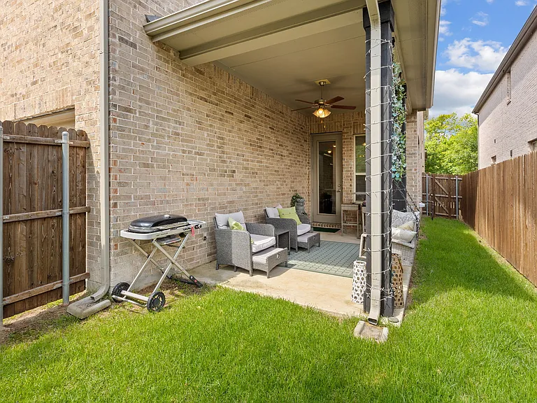 5605 Acoma Ln — Photo 40