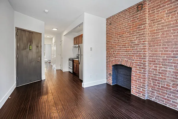 Rented by Douglas Elliman | media 10