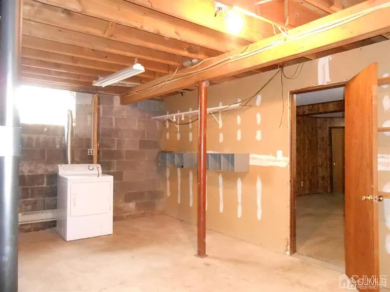 512 Sharon Gdn — Photo 20