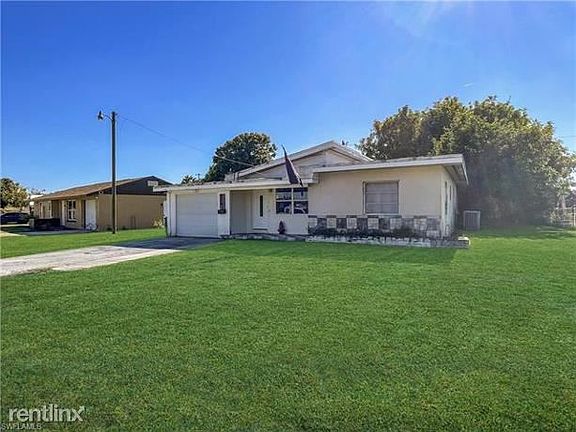 2nd image of 315 Lakeview Dr