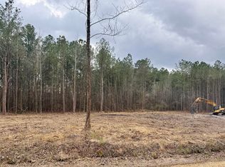 4 Mike Parra Rd, Columbus, MS 39705