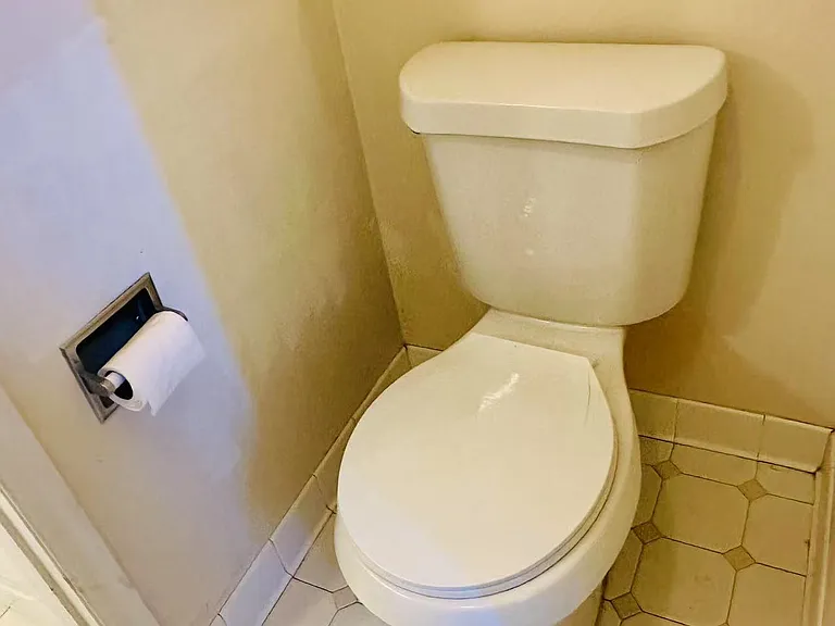 4625 N Enchanted Cir — Photo 3