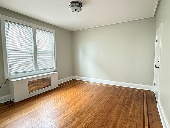 3rd image of 710 11th St