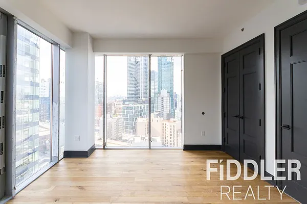 Rented by Fiddler Realty | media 93