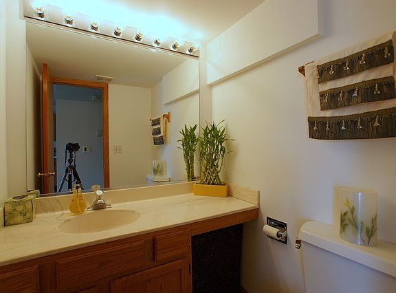 5th image of 1063 Manchester Cir