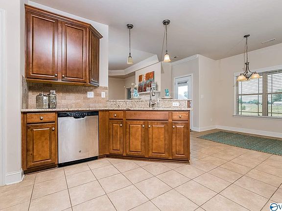 3rd image of 112 Lexi Ln