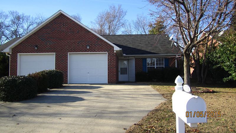 1st image of 2703B Richard Dr