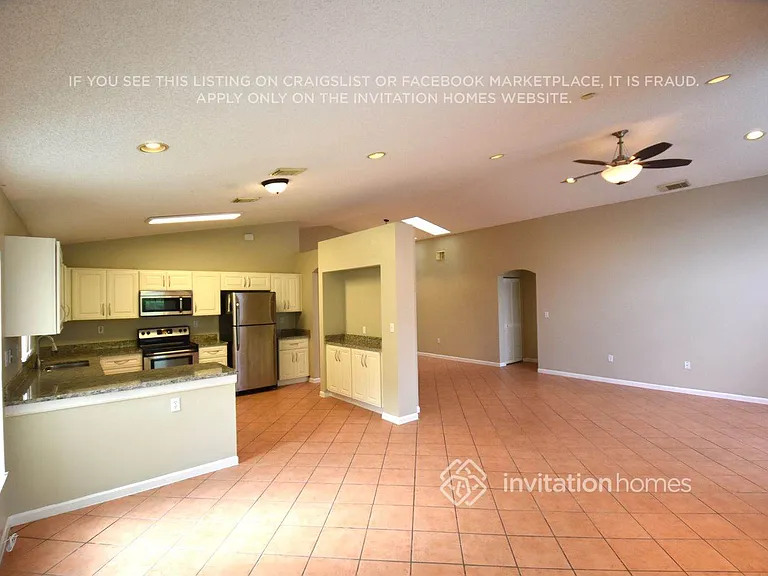 16565 NW 6th St — Photo 5