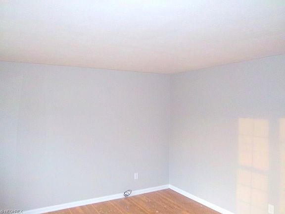 4th image of 5769 S Park Blvd