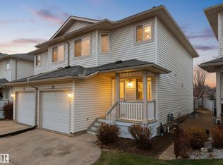 Coventry Court, Edmonton, AB T5X 6E3