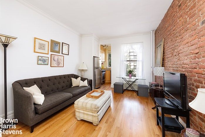 2nd image of 509 E 88th St APT 2D