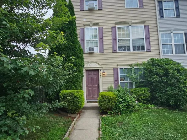 981 Pirates Ct, Edgewood, MD 21040